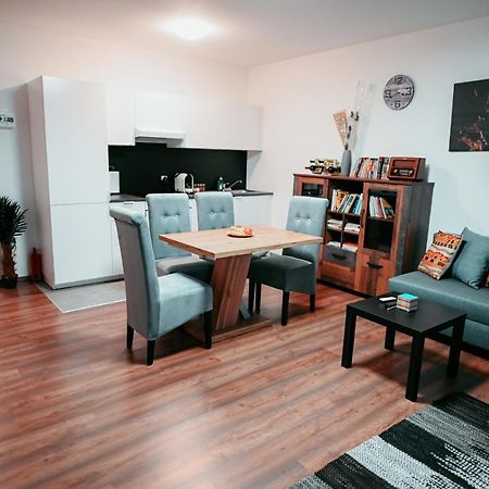 Vienna Shopping Center 12 Apartment Экстерьер фото