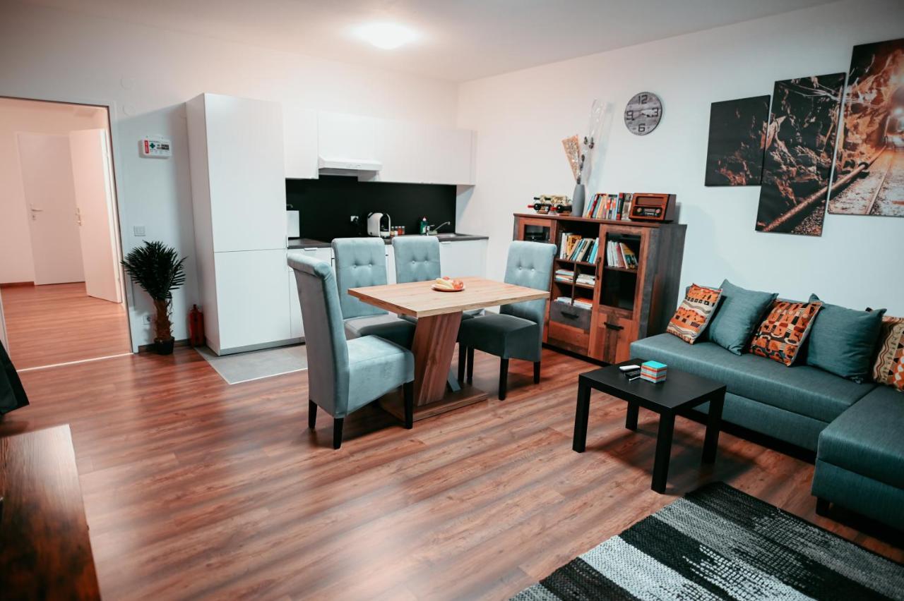 Vienna Shopping Center 12 Apartment Экстерьер фото